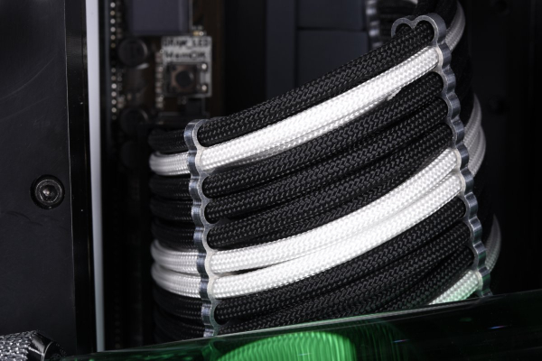 MKA Alphacool AlphaCord Sleeve 4mm - 3,3m (10ft) - Colonial Blue (Paracord 550 Typ 3) 330cm EOL