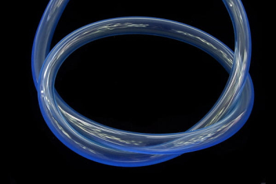 S13 Schlauch PVC 13/10mm (3/8"ID) UV-aktiv Blue/Clear 15m Rolle