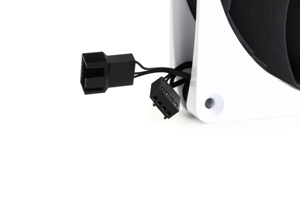 L14 Alphacool Apex Stealth Metall Lüfter 2500rpm Weiß (140x140x25mm)