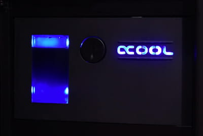 AGB Alphacool Eisfach - Single Laing D5 - Dual 5,25 Bay Station PHT EOL