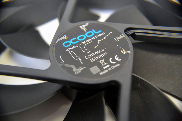 L12 Alphacool Coolmove 1600rpm ( 120x120x25mm ) - bulk - ohne Verpackung EOL