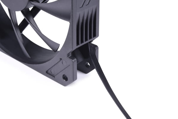 L12 Alphacool Core 120mm Lüfter PWM 4000rpm (120x120x25mm)