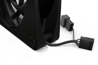 L12 Alphacool Apex Stealth Metall Power Lüfter 3000rpm Matt Schwarz (120x120x25mm)